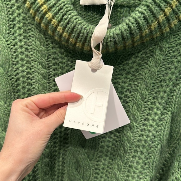 NWT HaveOne Green Sweater - Picture 5 of 6
